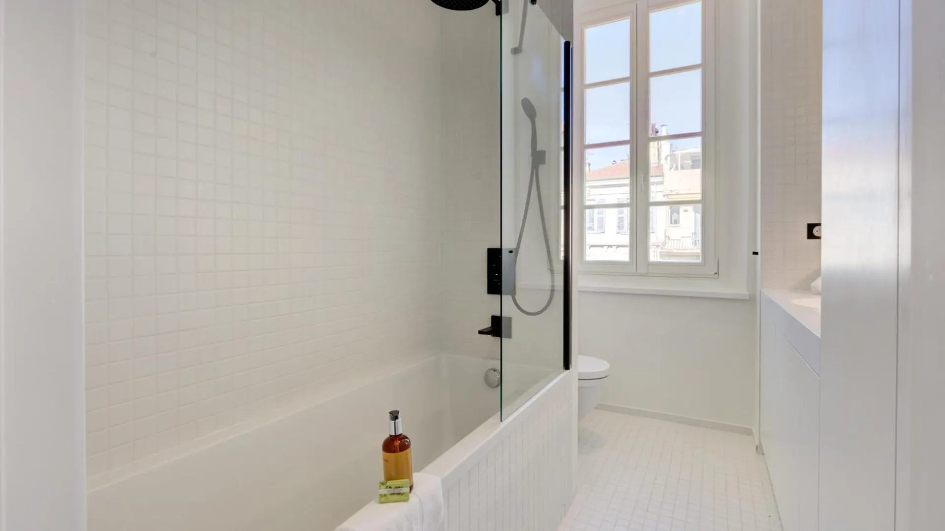 Immogroom - Appartements Luxueux - 2Min Du Palais - Vue Mer - Clim Cannes 0*,  France