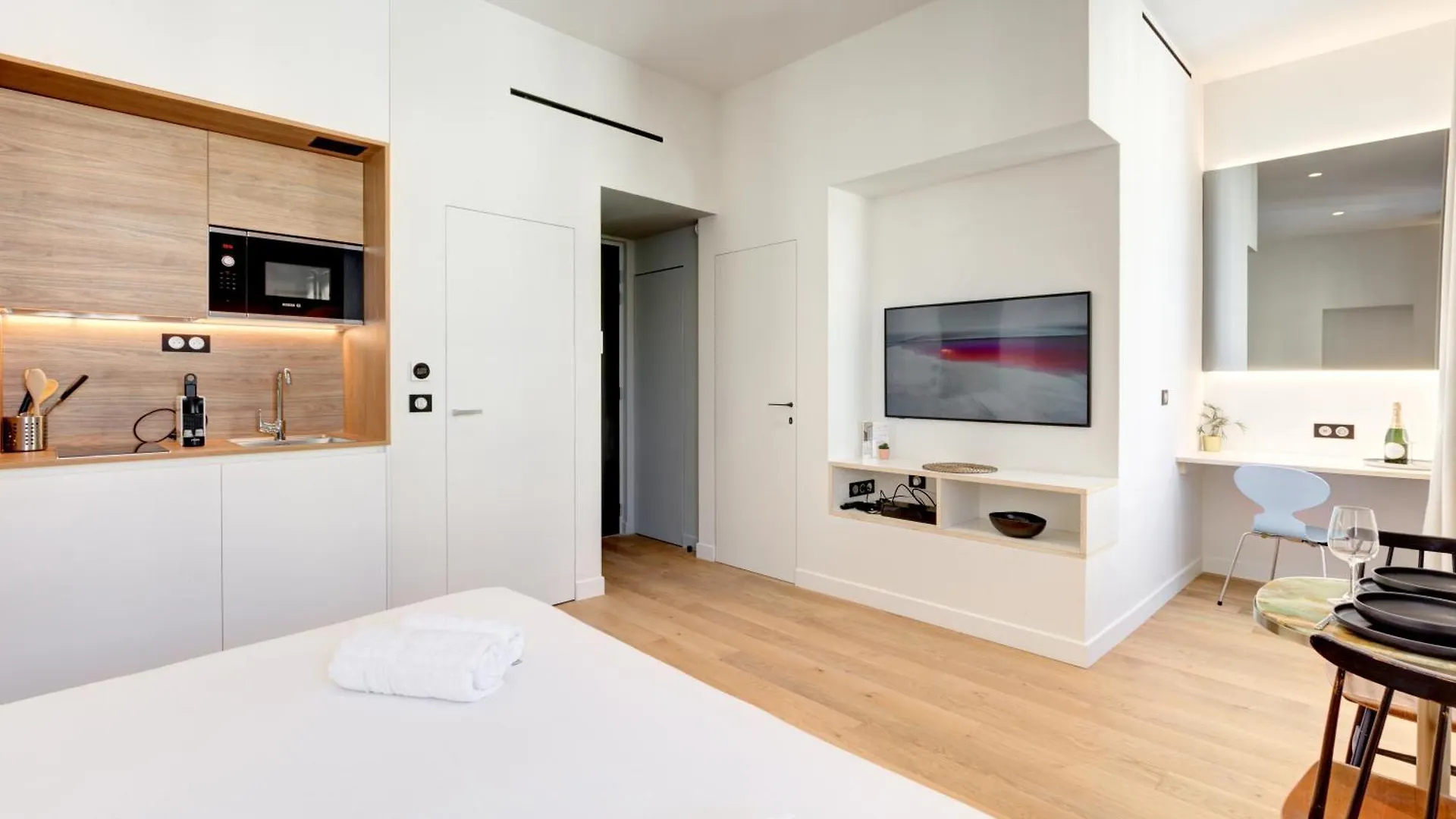Immogroom - Appartements Luxueux - 2Min Du Palais - Vue Mer - Clim Cannes