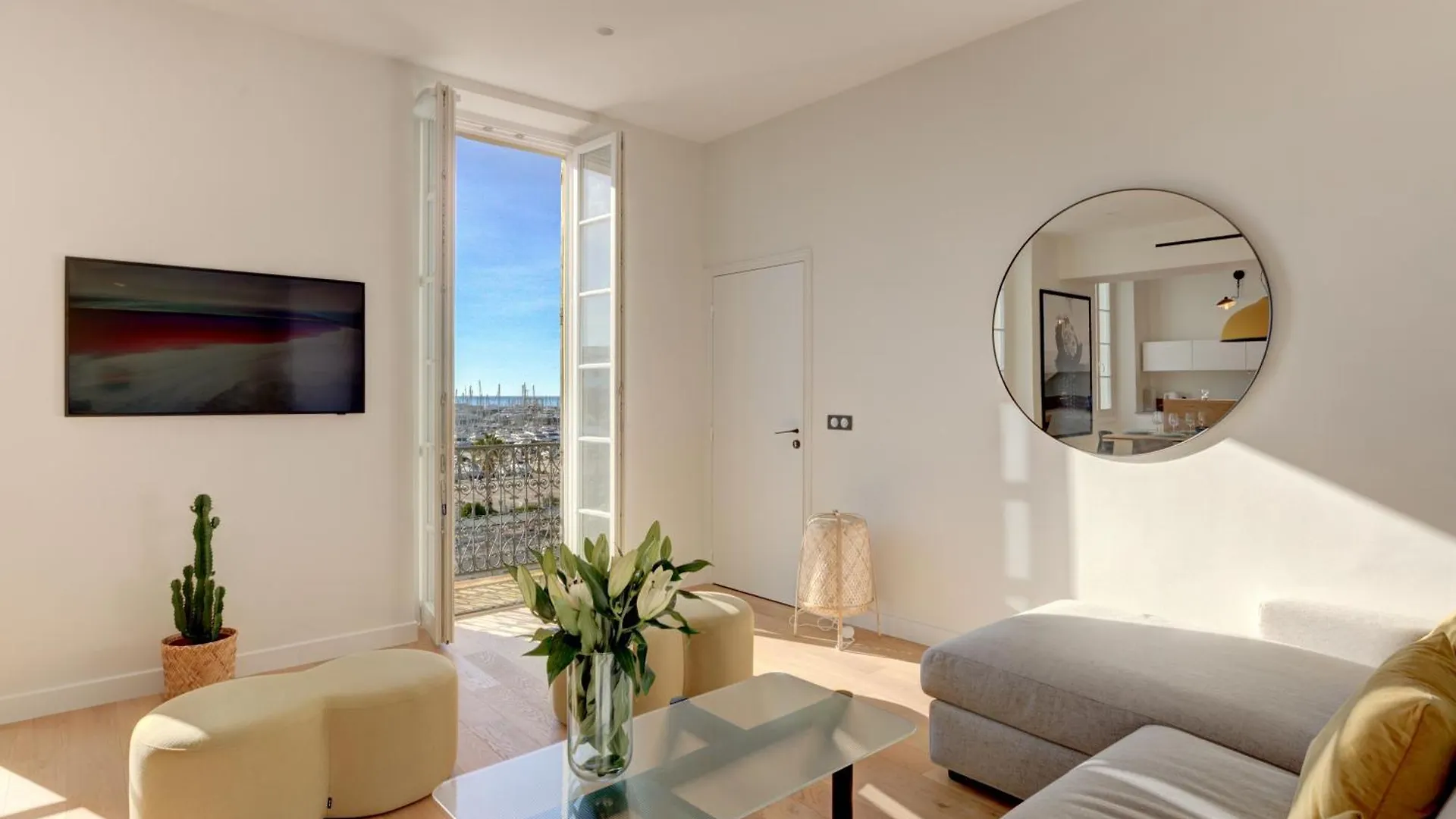 Immogroom - Appartements Luxueux - 2Min Du Palais - Vue Mer - Clim Cannes