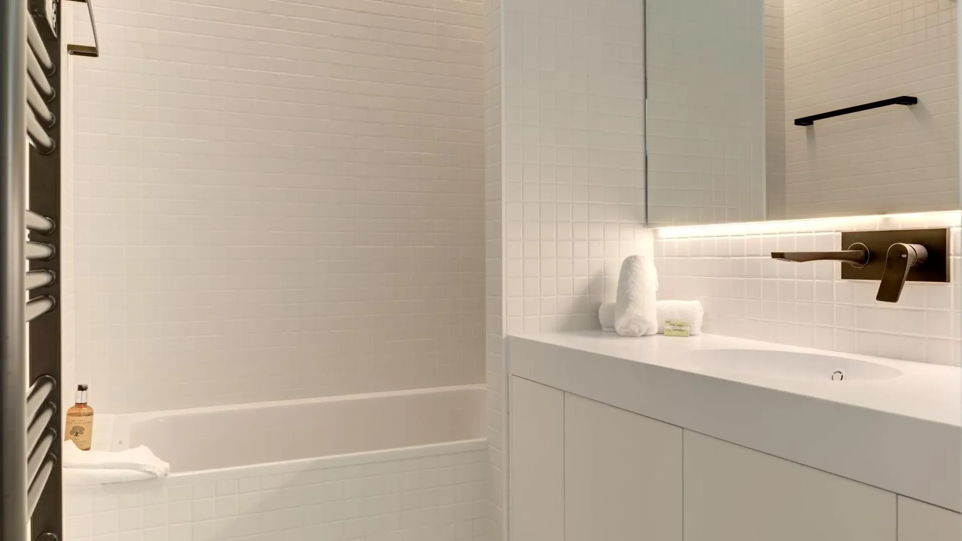Immogroom - Appartements Luxueux - 2Min Du Palais - Vue Mer - Clim Cannes