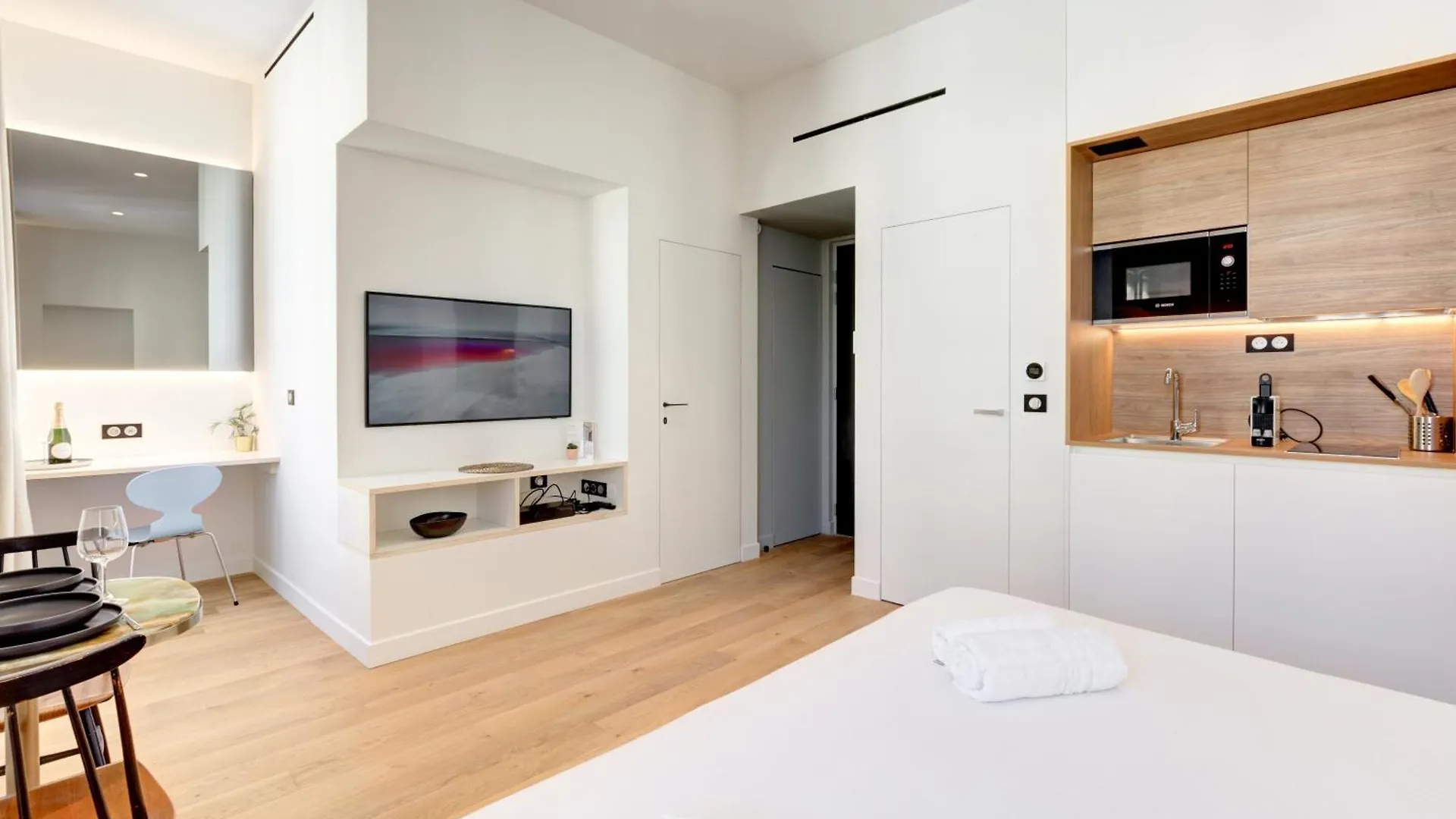 Immogroom - Appartements Luxueux - 2Min Du Palais - Vue Mer - Clim Cannes France